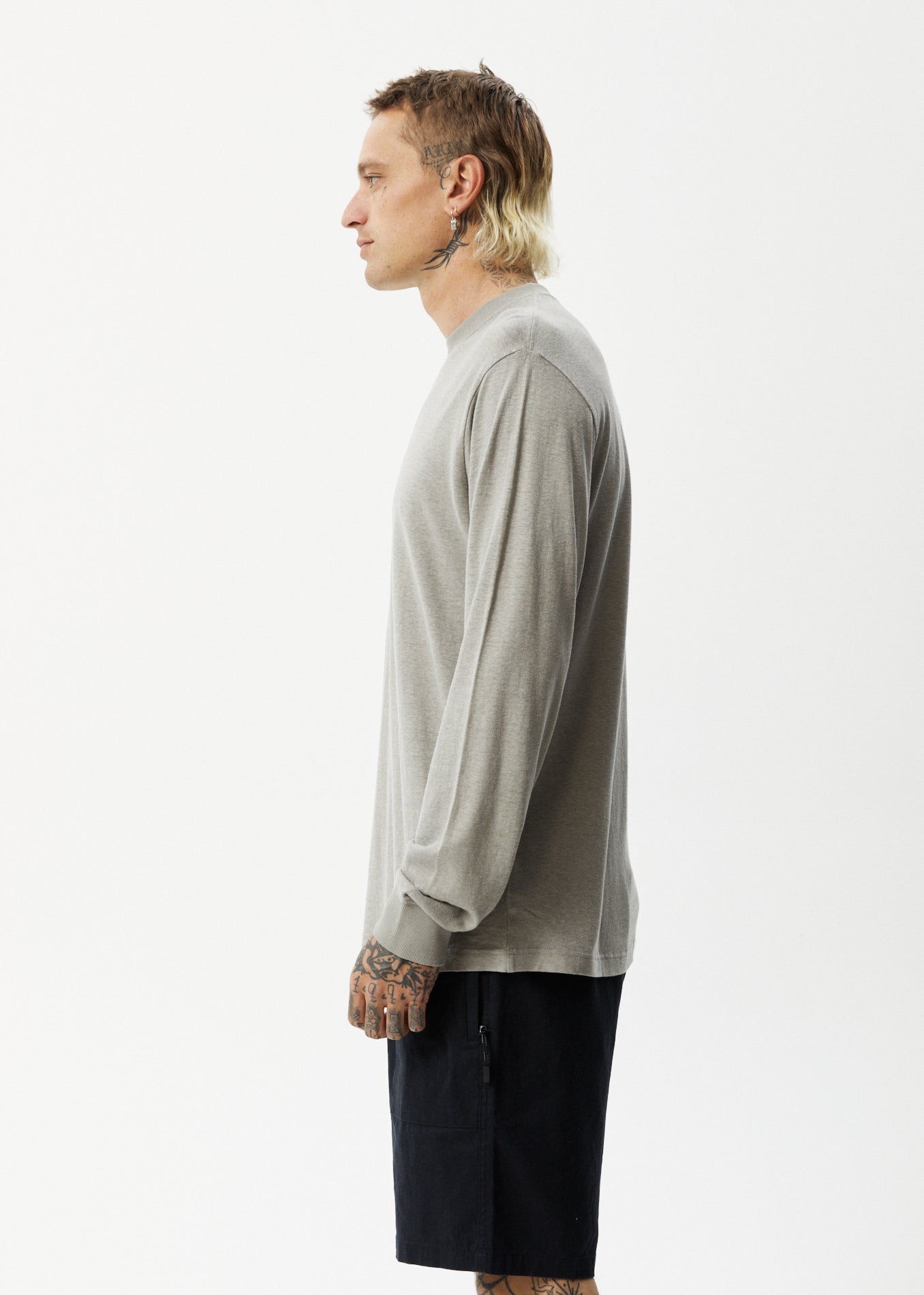 Afends Mens Essential - Hemp Long Sleeve T-Shirt - Olive - Sustainable Clothing - Streetwear