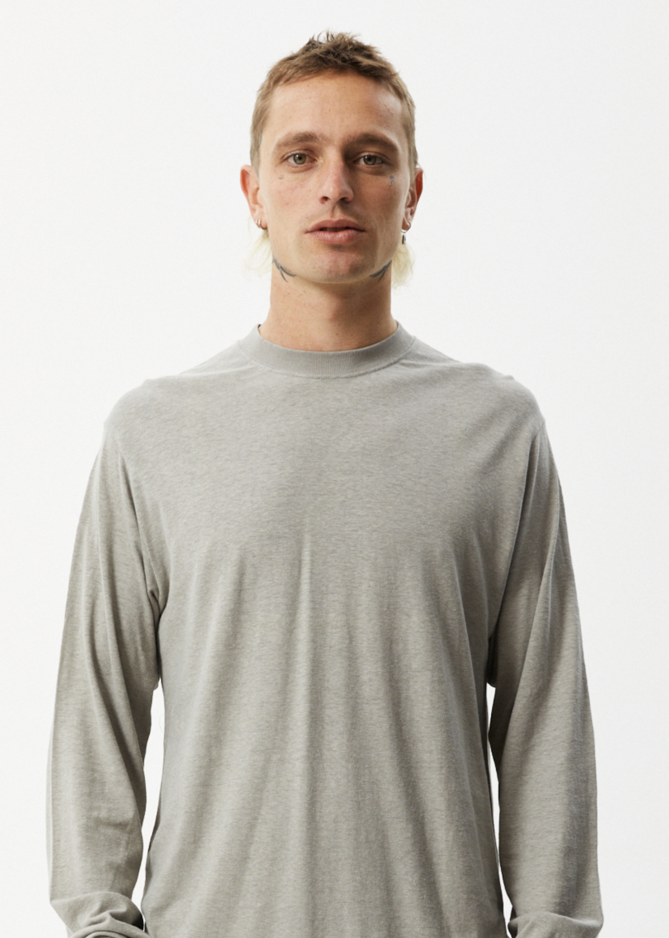 Afends Mens Essential - Hemp Long Sleeve T-Shirt - Olive - Sustainable Clothing - Streetwear