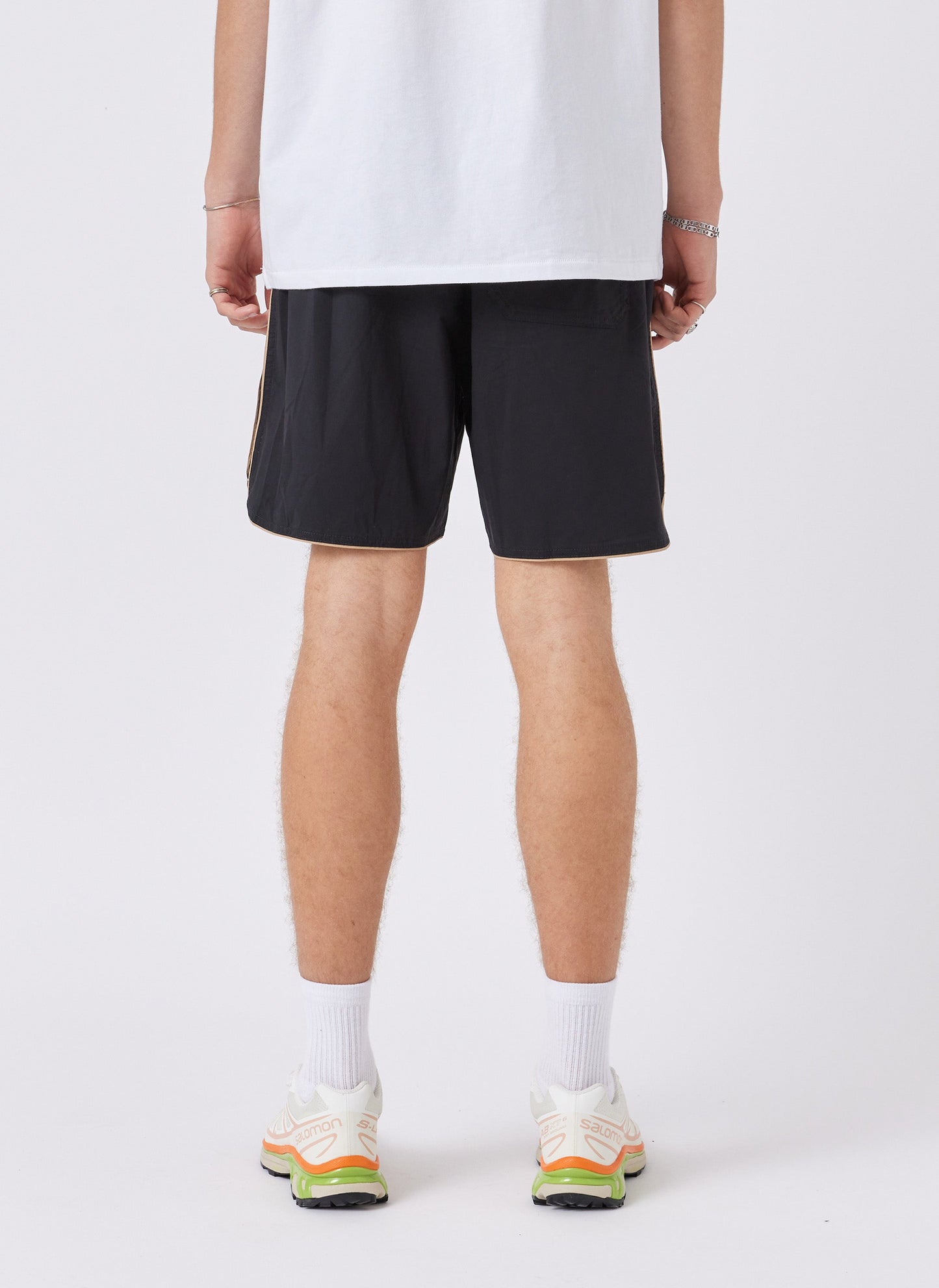 Trott Short Black