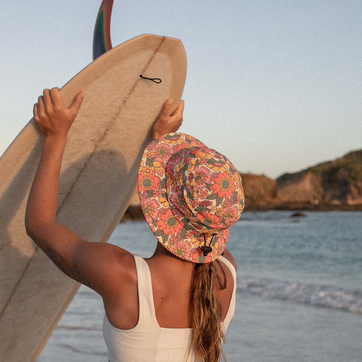 SUNWARD BOUND - Floral flow hat