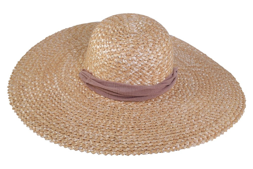oversized hat, the meadow, byron bay hat, fashion, byron fashion, straw hat