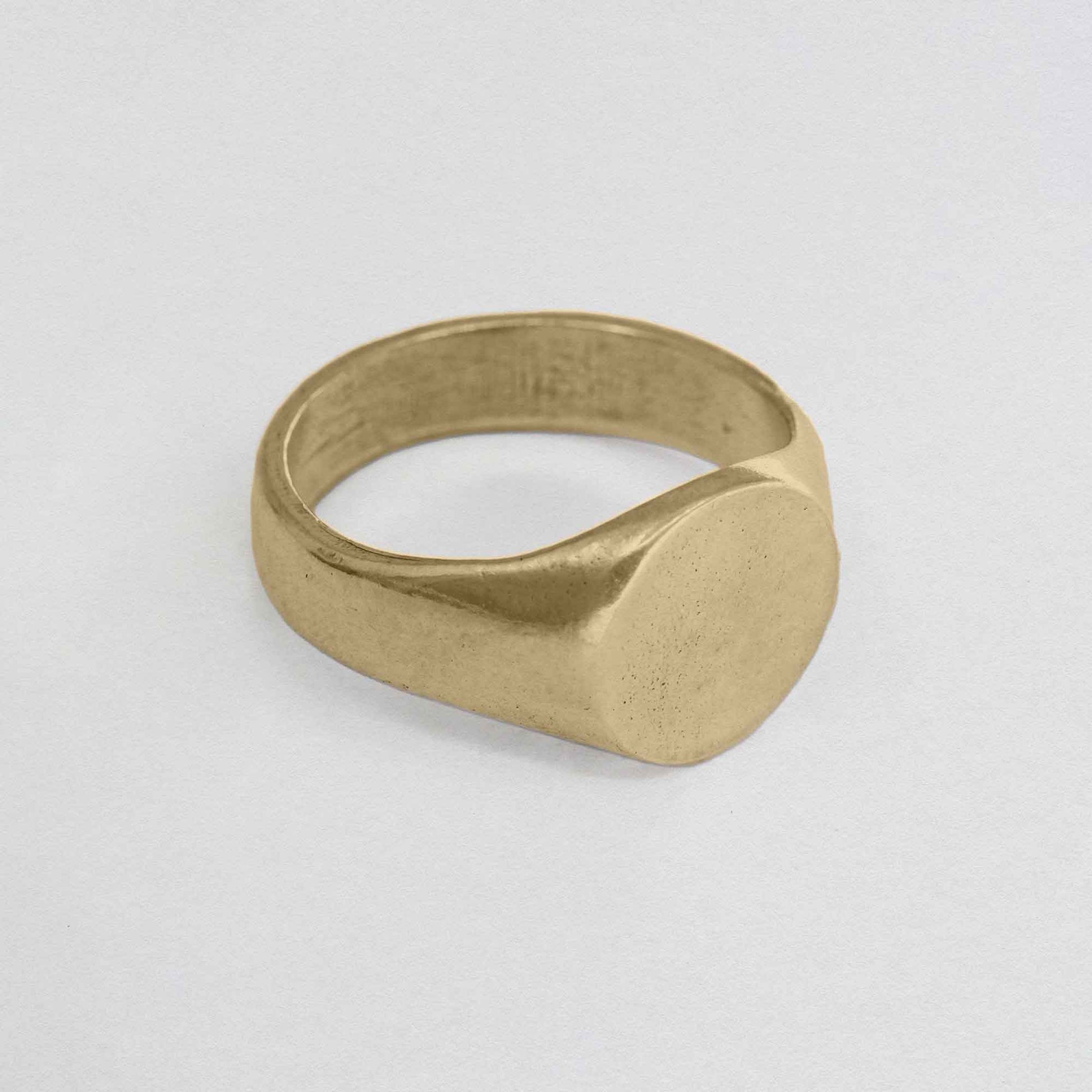 Plain Circle Signet Ring In 9CT Gold